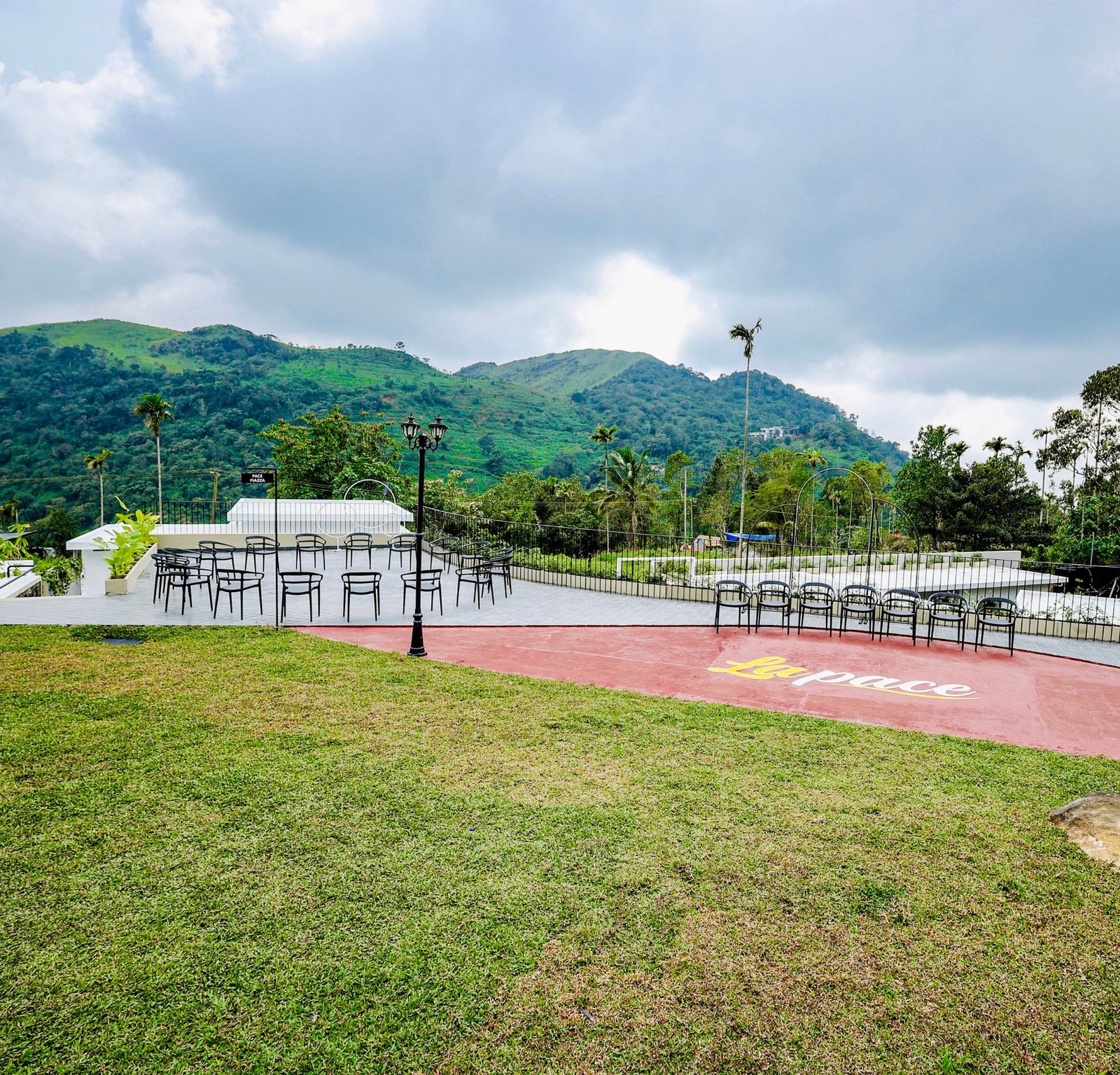 Nature Photography Spot Kakkadampoyil - Best viewpoints for tourist memories
